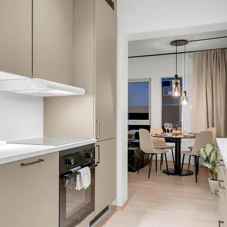 Arctic Dream Escape L Stylish & Cozy L *